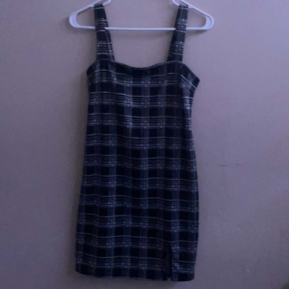 Black and white dress size S